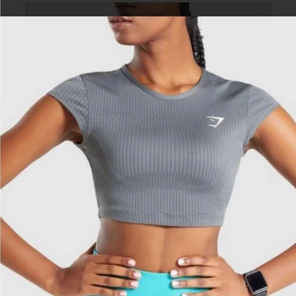 🦈 GYMSHARK CROP WORKOUT TOP -LARGE 🦈 - Picture 4 of 5